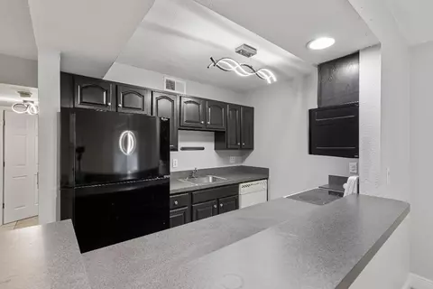 900 S Peninsula #104, Daytona Beach, FL 32118