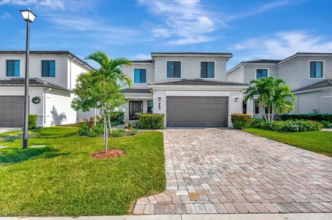 6054 Yerba Buena Ct, Lake Worth, FL 33467
