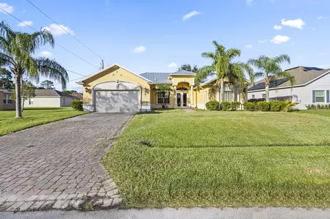1589 SW Bermel Ave, Port Saint Lucie, FL 34953