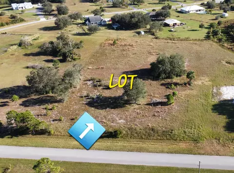 2324 NE 59th Ct, Okeechobee, FL 34974