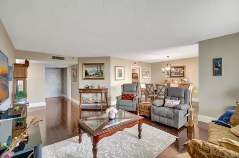 6372 La Costa #504, Boca Raton, FL 33433