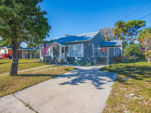 813 S 6th St, Fort Pierce, FL 34950