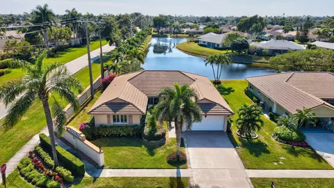 10506 Greentrail Dr S, Boynton Beach, FL 33436