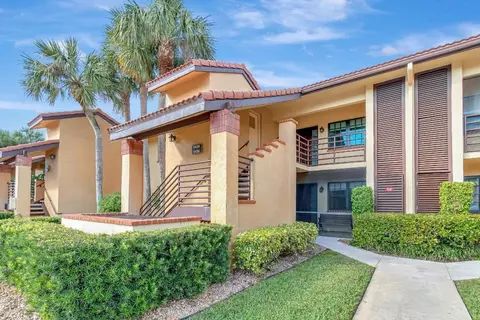 6438 Aspen Gln #204, Boynton Beach, FL 33437