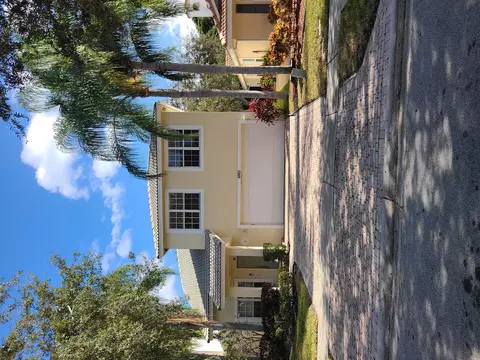 6902 Lantern Key Dr, Lake Worth, FL 33463