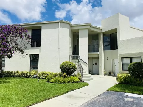 6371 La Costa Dr #205, Boca Raton, FL 33433