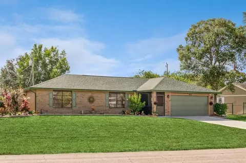 432 SW Cherryhill Rd, Port Saint Lucie, FL 34953