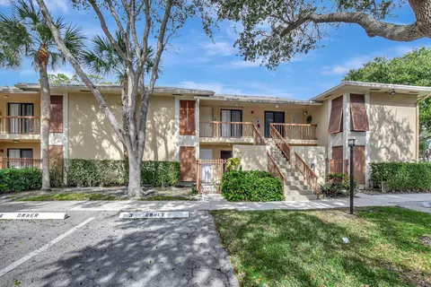 3939 NE 5th Ave #B102, Boca Raton, FL 33431
