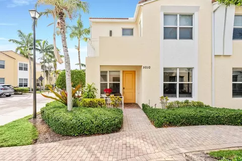 5010 NW 16th, Boca Raton, FL 33431