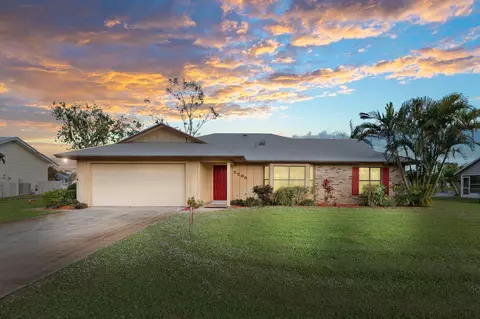5208 Feather Creek Dr, Fort Pierce, FL 34951