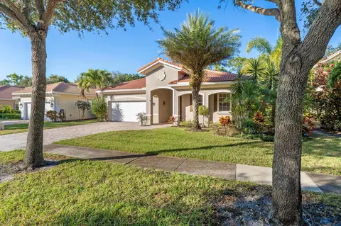 6725 Bulrush Ct, Greenacres, FL 33413