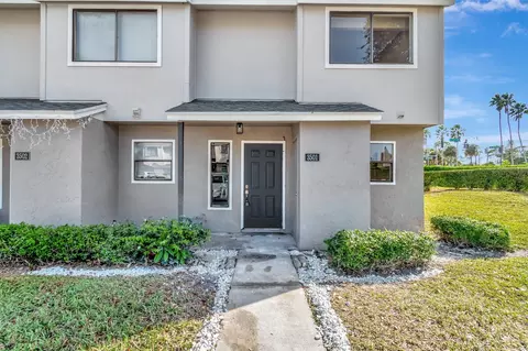 3501 Inlet Cir, Greenacres, FL 33463