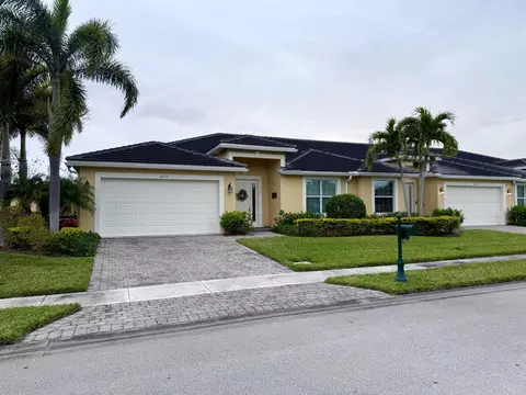 6133 NW Castlebay Ln, Port Saint Lucie, FL 34983