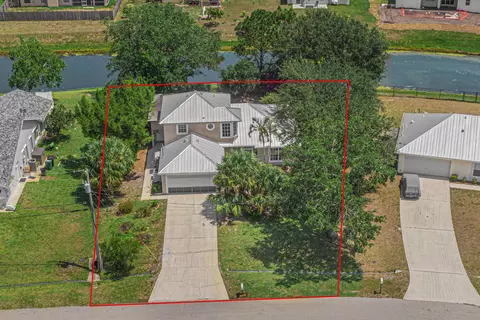 909 SW Jacqueline Ave, Port Saint Lucie, FL 34953