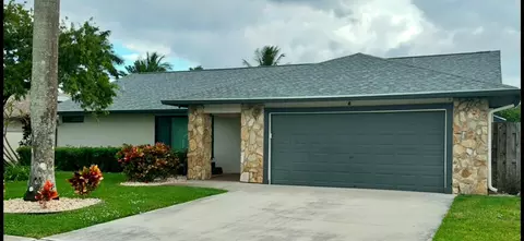 123 Santiago St, Royal Palm Beach, FL 33411