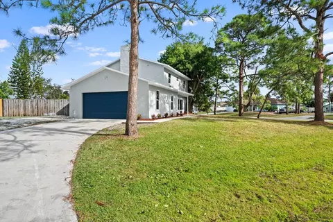1741 SW Brisbane St, Port Saint Lucie, FL 34984