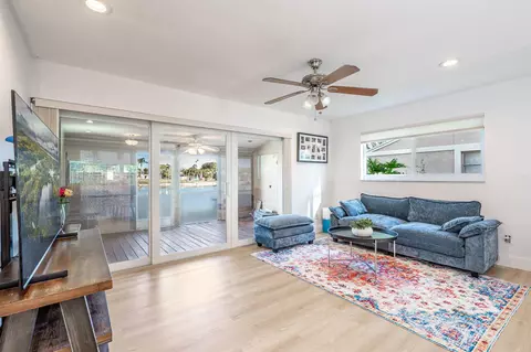 770 Banks Rd, Coconut Creek, FL 33063