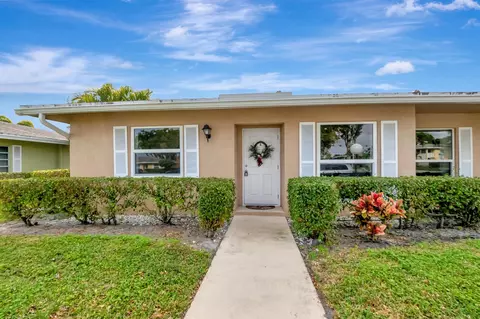 2540 Juniper Dr #28-A, Delray Beach, FL 33445