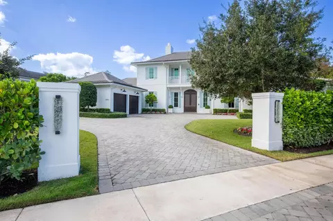 12140 Blue Cypress Ct, Wellington, FL 33414