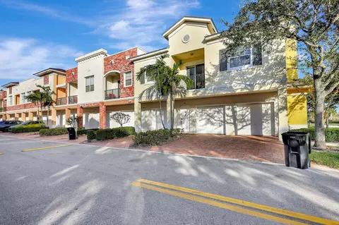 10400 SW Stephanie Way #5-202, Port Saint Lucie, FL 34987