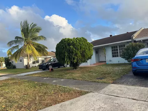 5502 Lakewood Cir #A, Margate, FL 33063