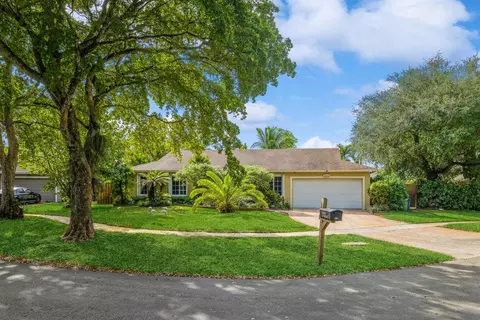 8686 SW 51st St, Cooper City, FL 33328