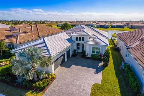 8953 SW Matilda Way, Port Saint Lucie, FL 34987