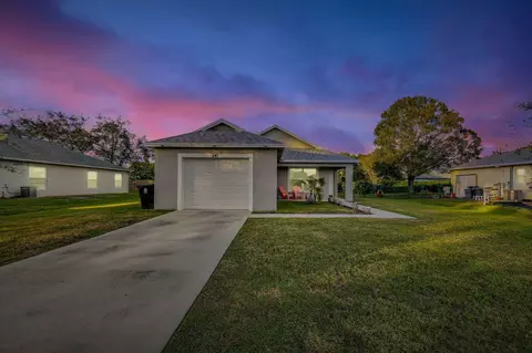 241 NE Granduer, Port Saint Lucie, FL 34983