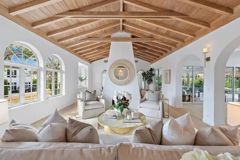 291 Jamaica Ln, Palm Beach, FL 33480