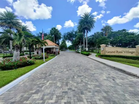 5750 Camino Del Sol #406, Boca Raton, FL 33433