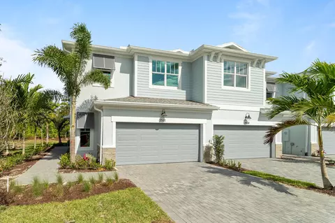 3561 NW Solange Ct, Jensen Beach, FL 34957