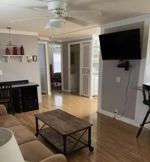 19124 Meadowbrook Ct, North Fort Myers, FL 33903