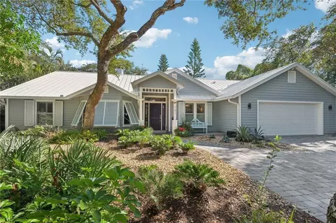 101 Chiefs Trl, Vero Beach, FL 32963