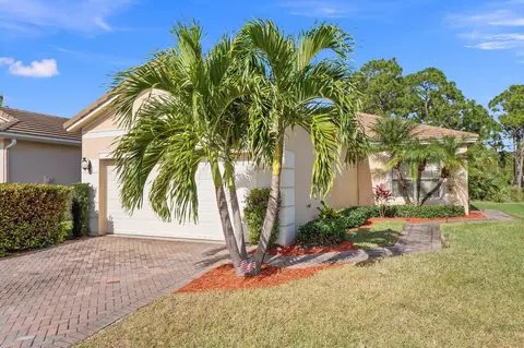 210 SW Maclay Way, Port Saint Lucie, FL 34986