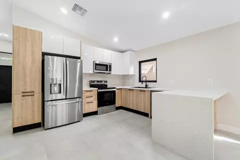 730 47th St, West Palm Beach, FL 33407