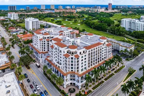 200 E Palmetto Park Rd #TH-2, Boca Raton, FL 33432