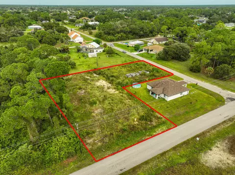 21 Mcarthur Ave, Lehigh Acres, FL 33936