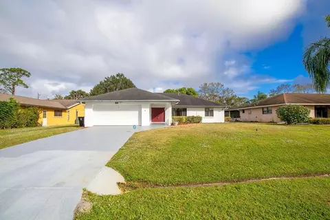 779 SE Forgal St, Port Saint Lucie, FL 34983