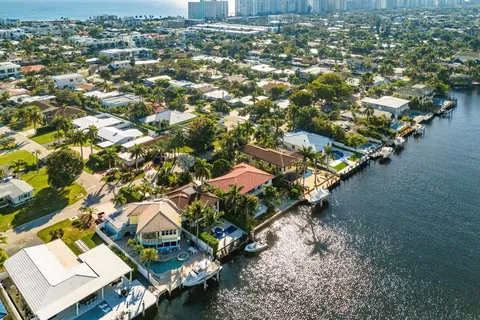 4313 W Tradewinds #1-2, Fort Lauderdale, FL 33308