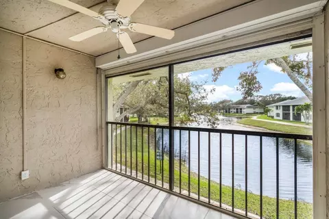 501 Sabal Ridge Cir #G, Palm Beach Gardens, FL 33418