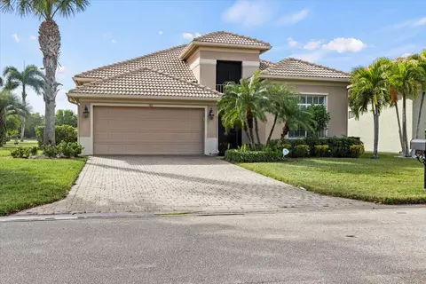 368 NW Stratford Ln, Port Saint Lucie, FL 34983