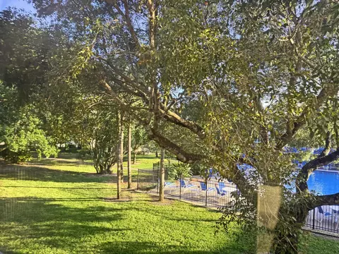 2102 Lucaya Bnd #N2, Coconut Creek, FL 33066
