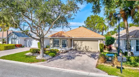 7464 W Mercada Way, Delray Beach, FL 33446