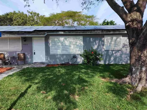 660 W 36th, West Palm Beach, FL 33404