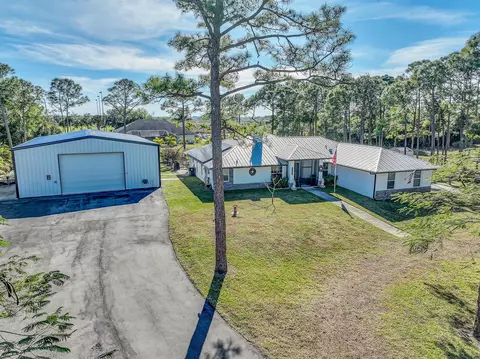 18710 90th St N, Loxahatchee, FL 33470