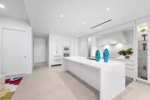 200 SE Mizner Blvd #714, Boca Raton, FL 33432