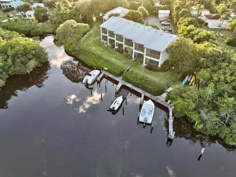 4755 SE Binnacle Way, Stuart, FL 34997