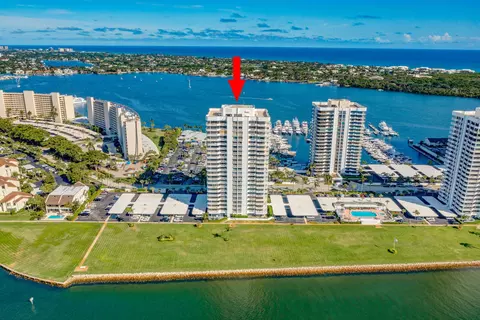 123 Lakeshore Dr #1942, North Palm Beach, FL 33408