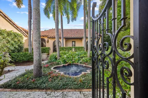 11932 Longwood Green Dr, Wellington, FL 33414
