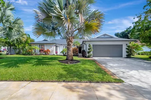 17556 Birchwood Dr, Boca Raton, FL 33487